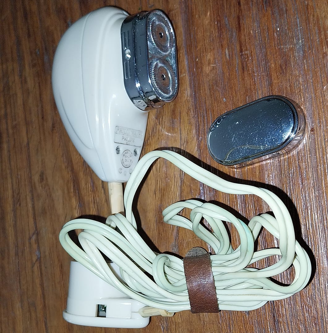 Jaren ’50 PHILISHAVE 2 koppen, model 7743 - Afbeelding 2