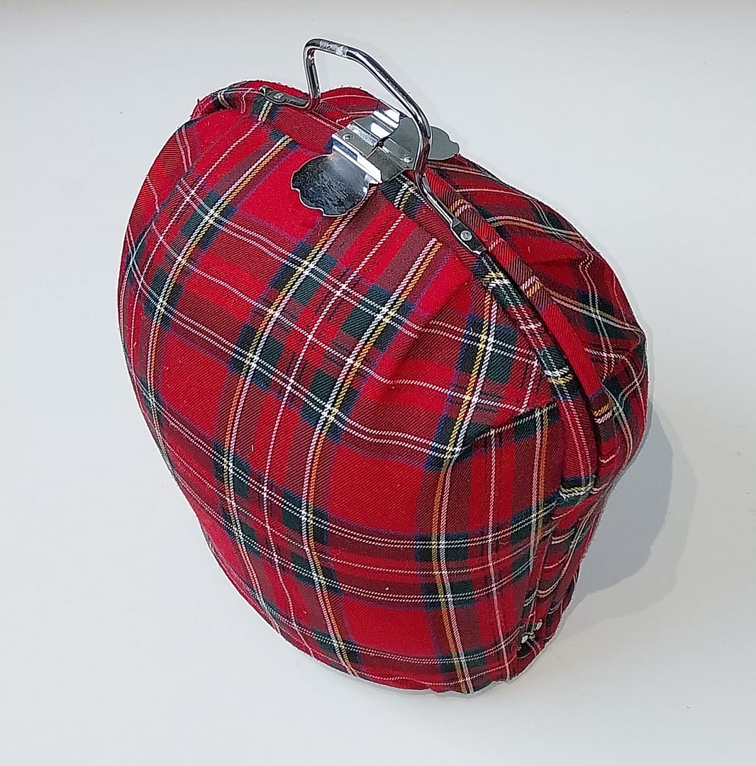 Vintage Theemuts met knipsluiting, jaren '70