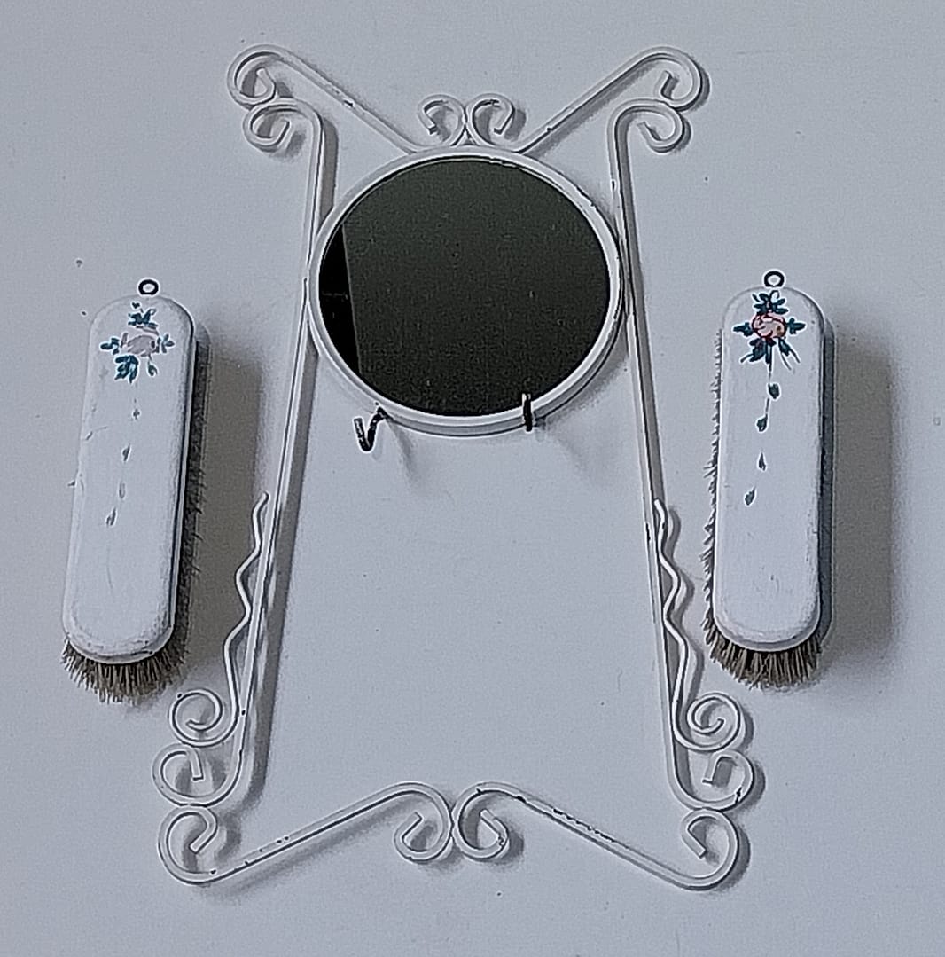 Brocante kaptafelspiegel- en borstelset - Afbeelding 2