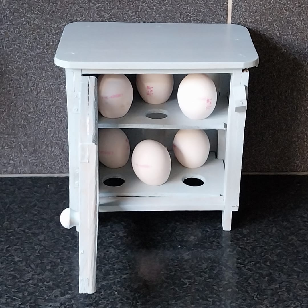 Brocant houten eierkastje voor 12 eieren, licht blauw - Afbeelding 2