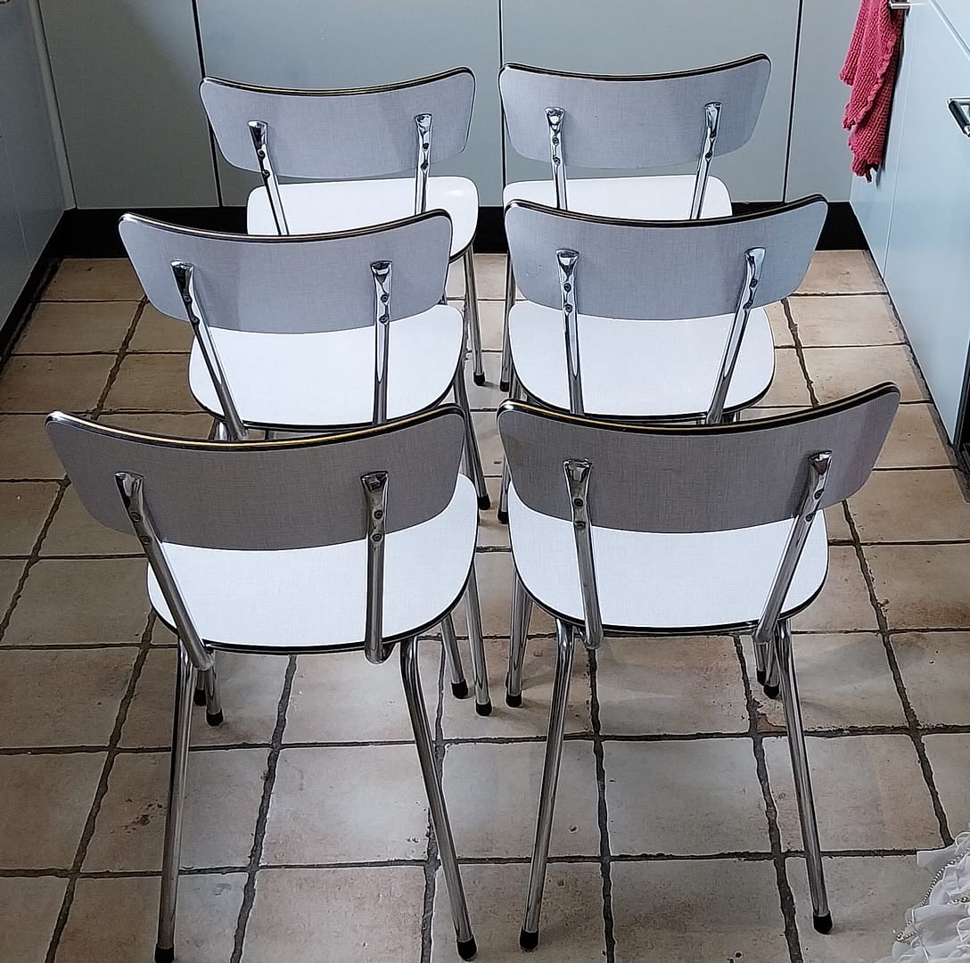 6 st. lichtgrijze Formica keukenstoelen - Afbeelding 2