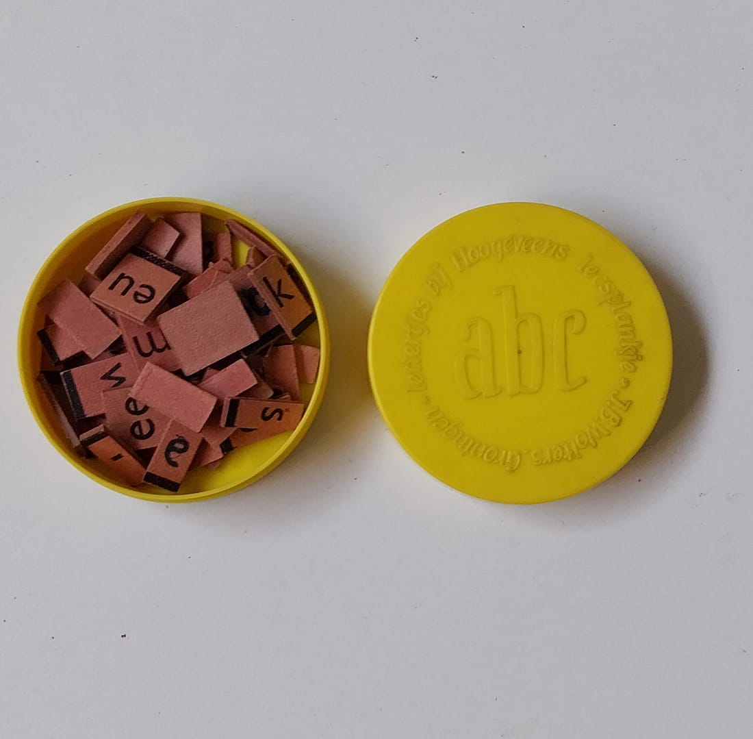 Hoogeveen’s leesplankje Aap, Noot, Mies + letterdoosje - Afbeelding 2