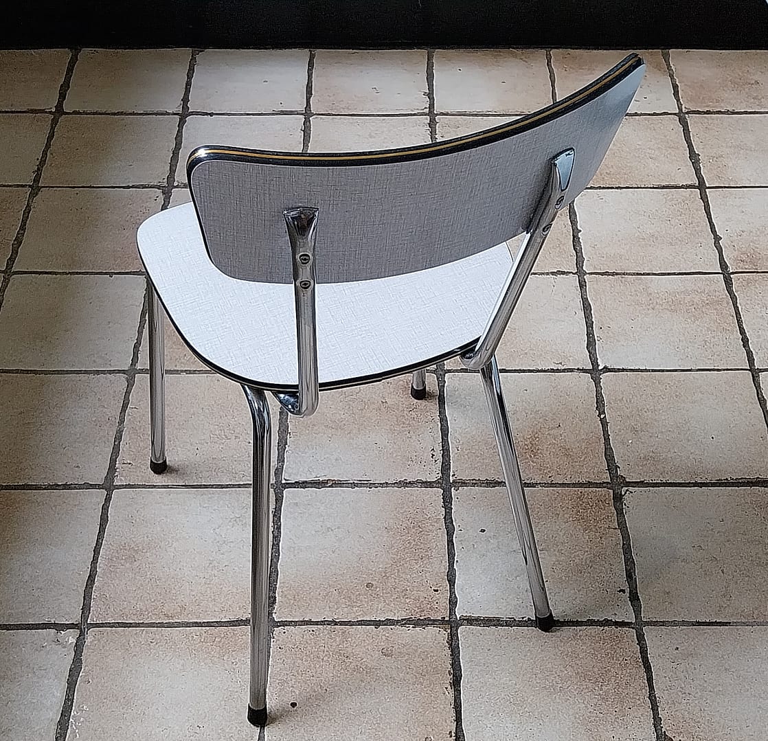 6 st. lichtgrijze Formica keukenstoelen - Afbeelding 5