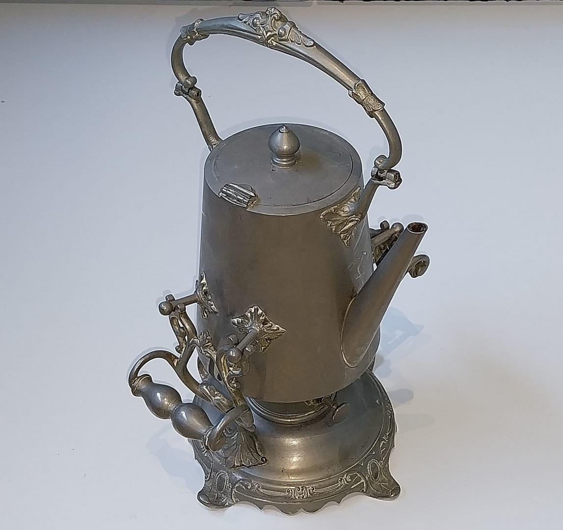 Antiek tinnen theepot met warmhouder, van begin 1900