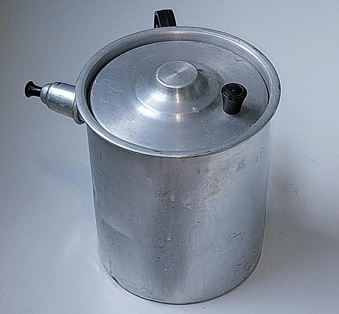 Aluminium melkkoker, Productie Coen Kurz, in Tiel jaren '50 - Afbeelding 4