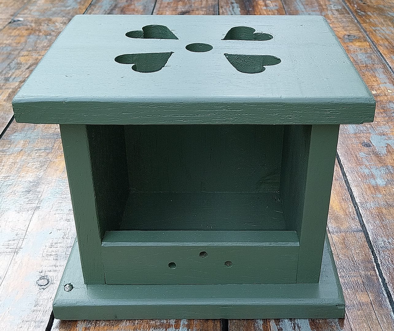 Antieke voetenstoof, gerestyled met Fusion Mineral Paint