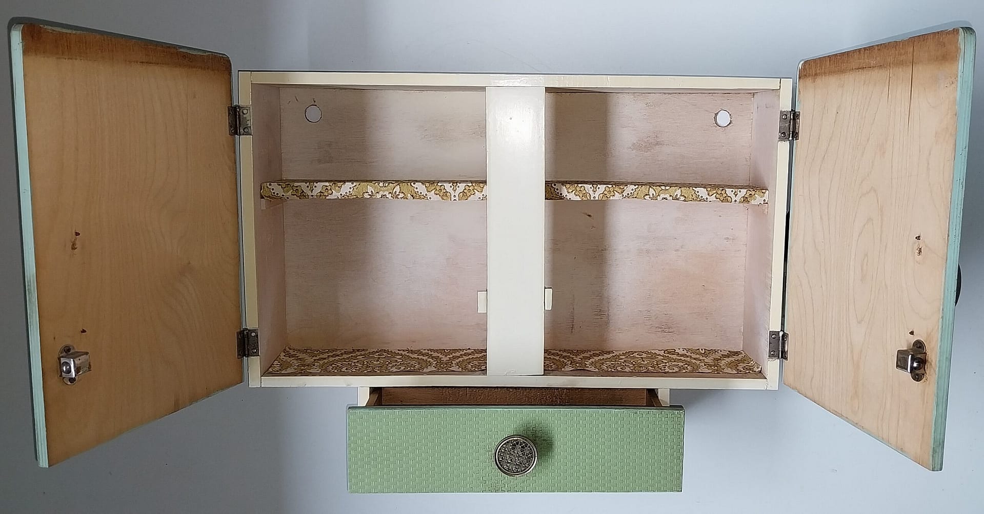 Retro - Wandkastje/ Badkamerkastje/ Toiletkastje, jaren ‘50 - Afbeelding 2