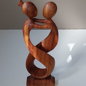 Abstract Houten Beeld, "De Verstengeling, Oneindigde Liefde"