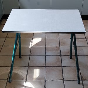 Retro Formica Tafel, inklapbaar, in hoogte verstelbaar