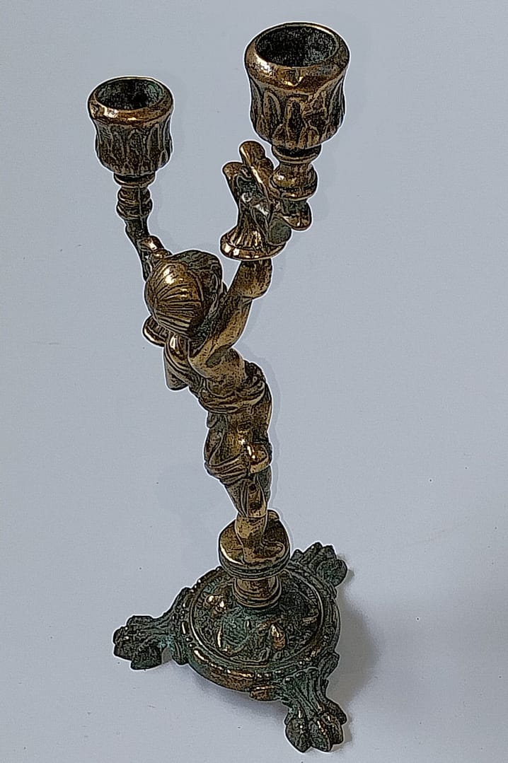 Messing kandelaar met Engel en 2 gebogen armen - Afbeelding 4