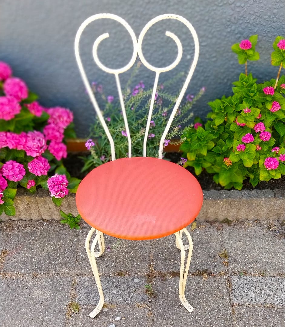 Brocante set á 2 st. smeedijzeren stoelen, nieuwe stoffering - Afbeelding 3