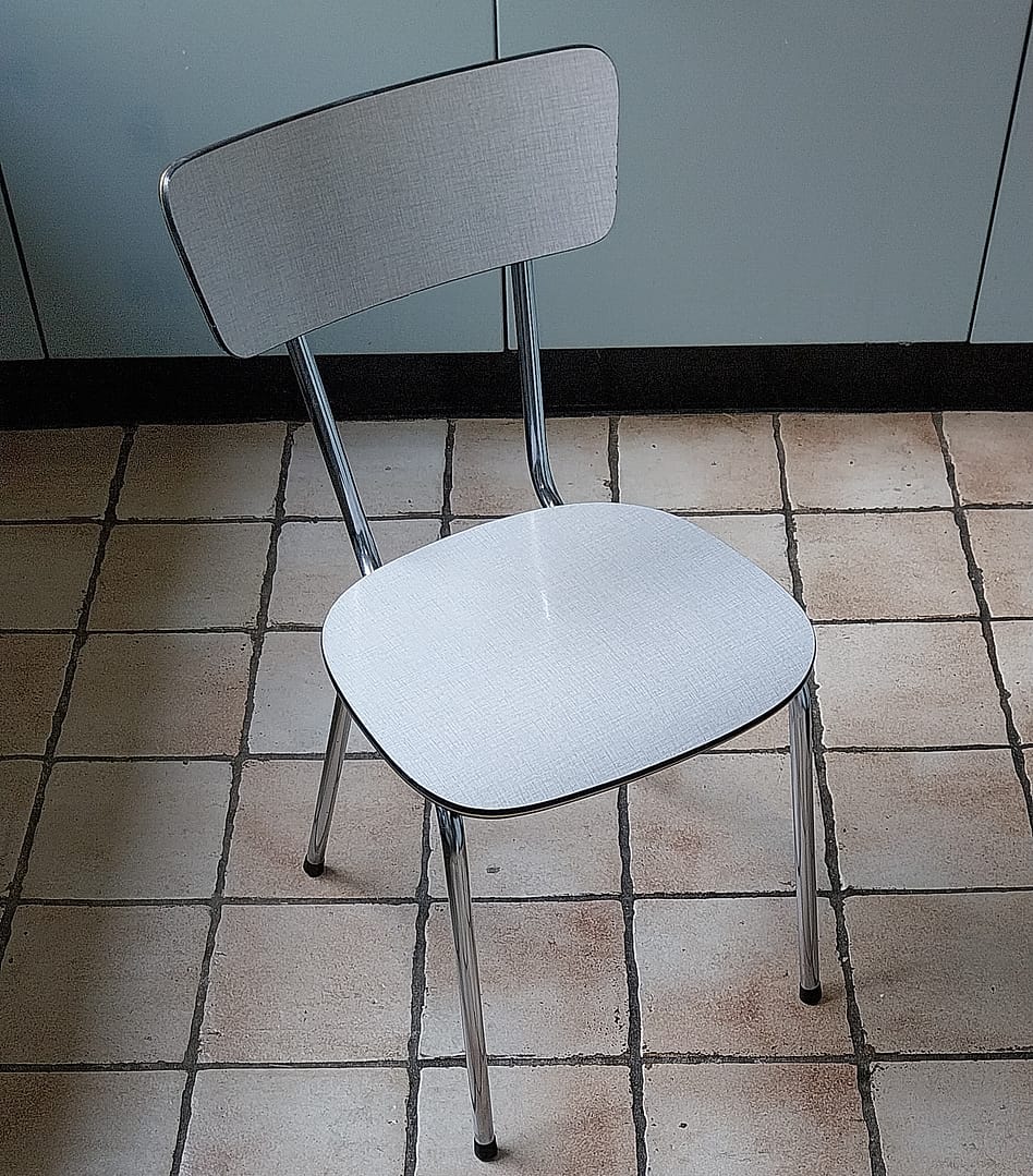 6 st. lichtgrijze Formica keukenstoelen - Afbeelding 3