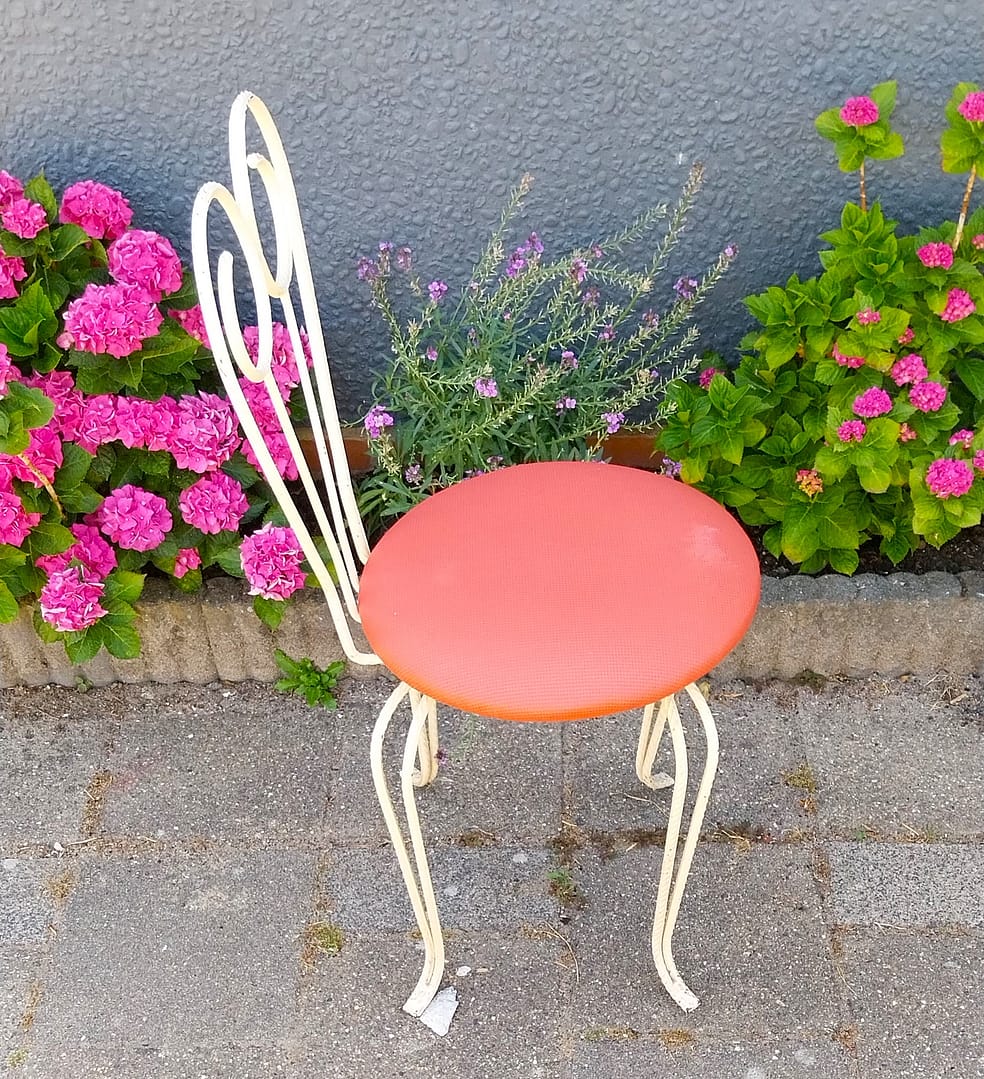 Brocante set á 2 st. smeedijzeren stoelen, nieuwe stoffering - Afbeelding 4